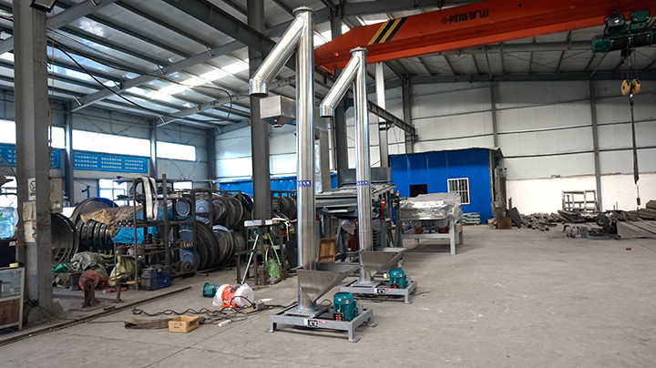 垂直螺旋送料機(jī)的3大優(yōu)勢(shì)解決物料輸送難題！